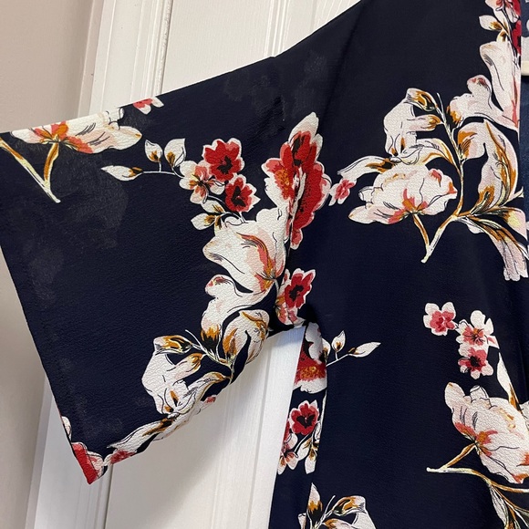 Cleaning out my closet. This was never worn. - Picture 2 of 4